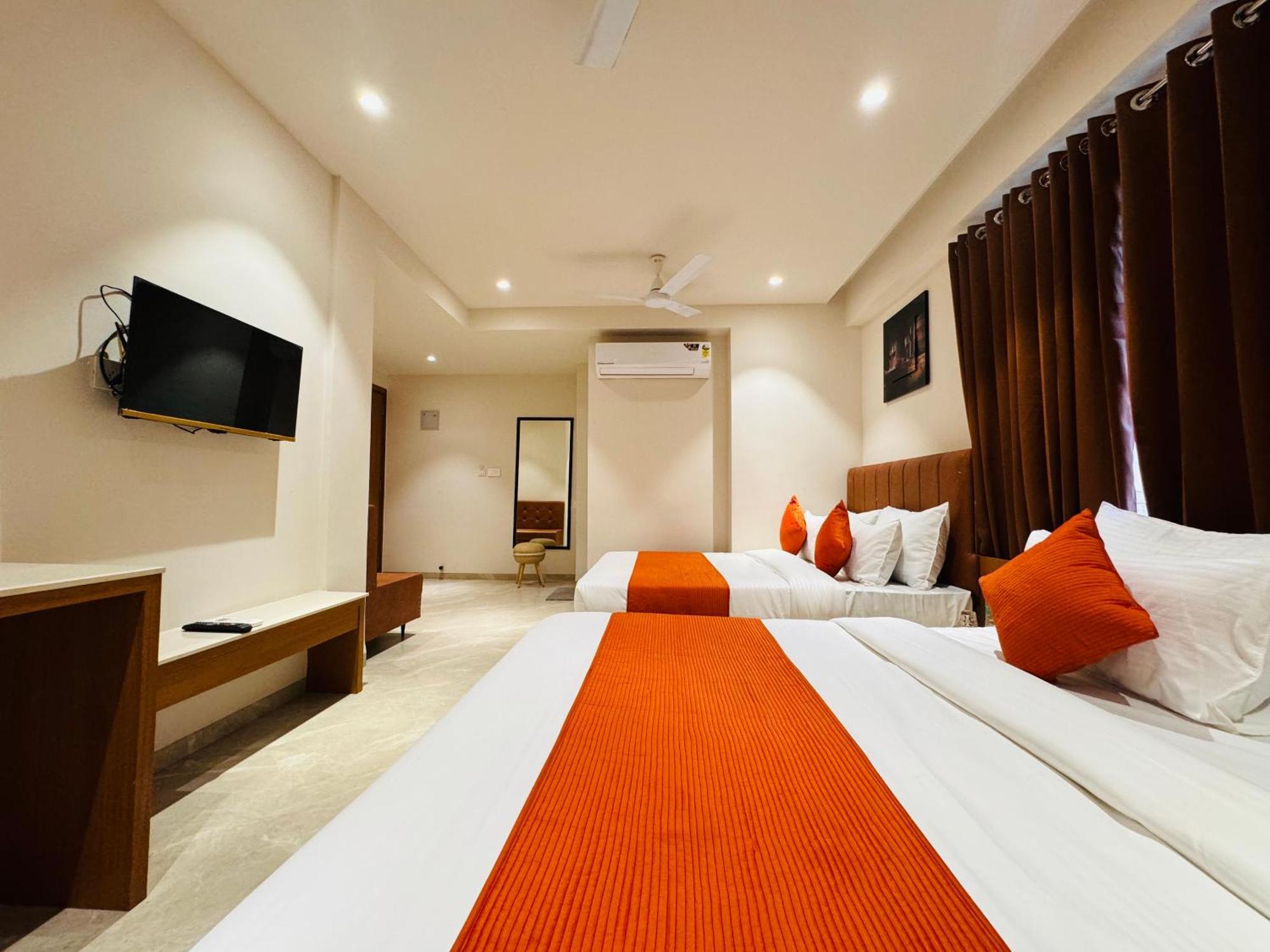 Hotel Rudhav Palace Ujjain Luaran gambar